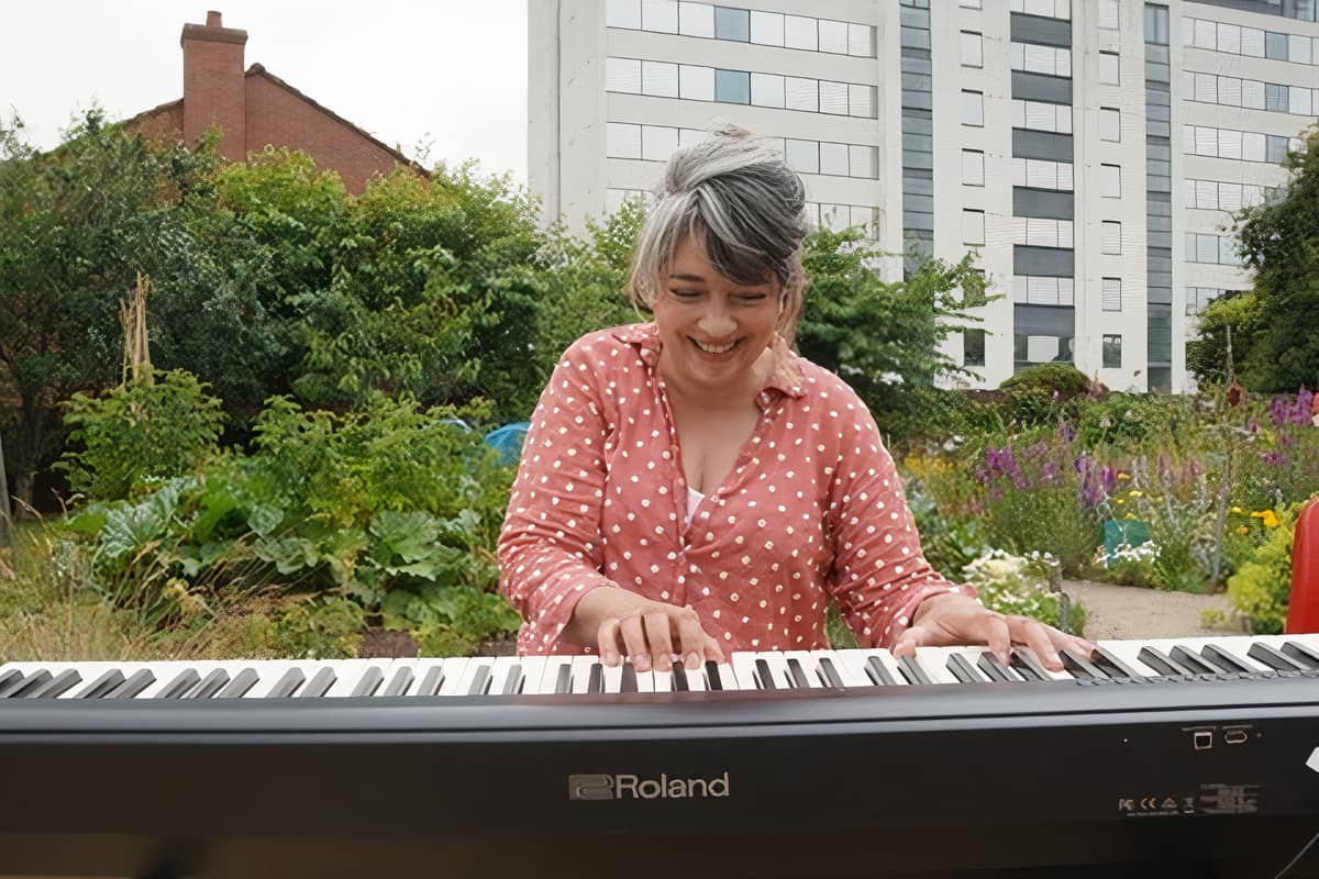 woman on keyboard